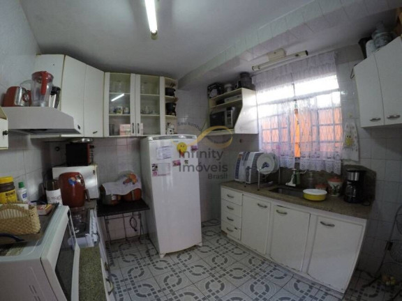 Imagem Casa com 3 Quartos à Venda, 290 m² em Santa Terezinha - Belo Horizonte