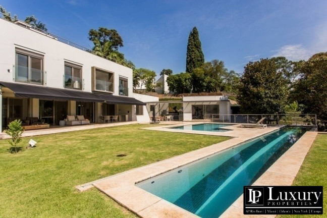 Imagem Casa com 3 Quartos à Venda, em Real Parque - São Paulo Imagem Casa com 3 Quartos à Venda, em Real Parque - São Paulo