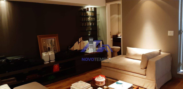 Imagem Casa com 3 Quartos à Venda, 400 m² em Alphaville - Santana De Parnaíba Imagem Casa com 3 Quartos à Venda, 400 m² em Alphaville - Santana De Parnaíba