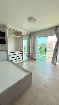 Imagem Casa com 4 Quartos à Venda, 206 m² em Novo Portinho - Cabo Frio