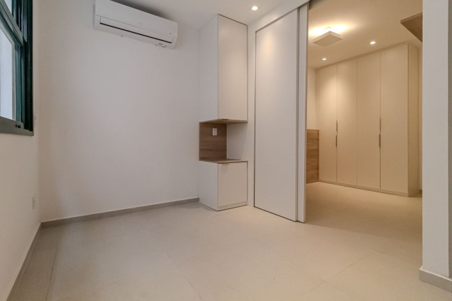 Imagem Apartamento com 1 Quarto à Venda, 27 m² em Copacabana - Rio De Janeiro