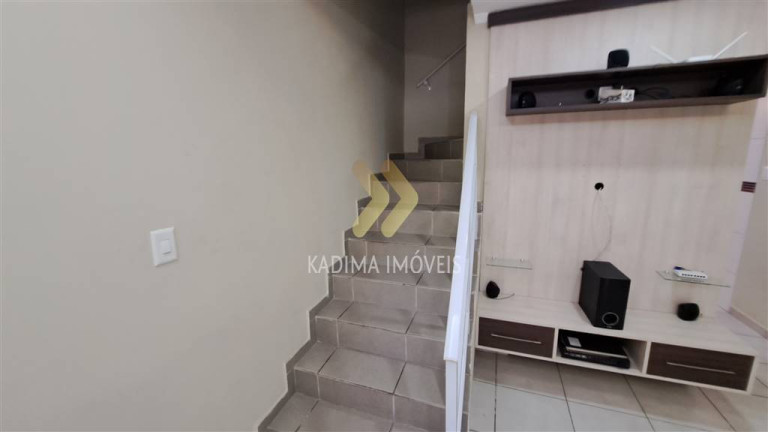 Imagem Sobrado com 2 Quartos à Venda, 80 m² em Caiçara - Praia Grande Imagem Sobrado com 2 Quartos à Venda, 80 m² em Caiçara - Praia Grande