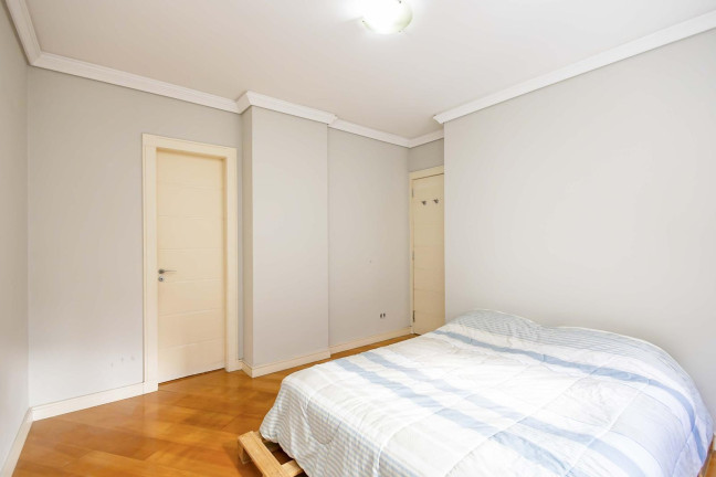 Imagem Apartamento com 3 Quartos à Venda, 85 m² em Batel - Curitiba Imagem Apartamento com 3 Quartos à Venda, 85 m² em Batel - Curitiba