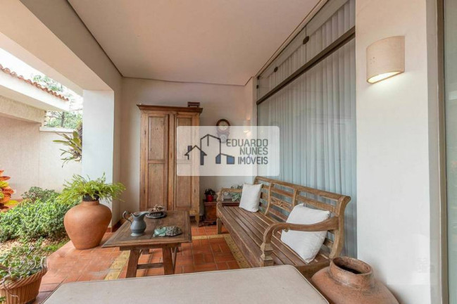 Imagem Casa com 4 Quartos à Venda, 570 m² em Santa Lúcia - Belo Horizonte Imagem Casa com 4 Quartos à Venda, 570 m² em Santa Lúcia - Belo Horizonte