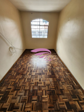 Imagem Casa com 3 Quartos à Venda, 120 m² em Alto Boqueirão - Curitiba Imagem Casa com 3 Quartos à Venda, 120 m² em Alto Boqueirão - Curitiba