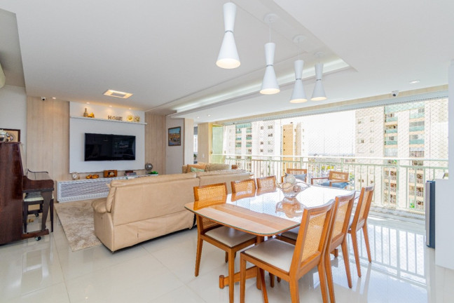 Imagem Apartamento com 3 Quartos à Venda, 125 m² em Jardim Europa - Porto Alegre Imagem Apartamento com 3 Quartos à Venda, 125 m² em Jardim Europa - Porto Alegre