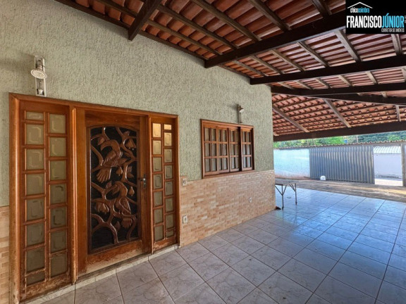 Imagem Casa com 3 Quartos à Venda, 369 m² em Residencial Sonho Dourado - Goiânia