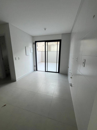 Imagem Apartamento com 1 Quarto à Venda, 68 m² em Centro - Florianópolis Imagem Apartamento com 1 Quarto à Venda, 68 m² em Centro - Florianópolis
