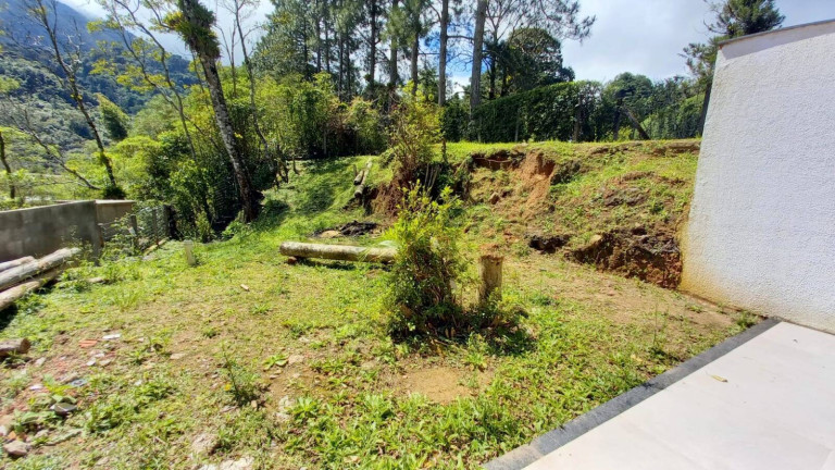 Imagem Casa com 3 Quartos à Venda, 450 m² em Theodoro De Oliveira - Nova Friburgo Imagem Casa com 3 Quartos à Venda, 450 m² em Theodoro De Oliveira - Nova Friburgo