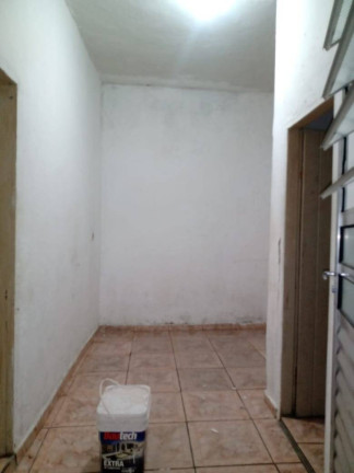 Imagem Casa com 1 Quarto para Alugar,  em Campanario - Diadema