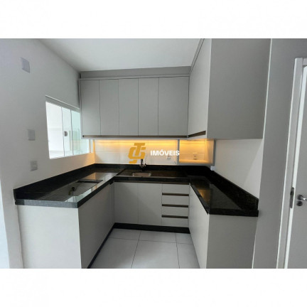 Imagem Casa com 2 Quartos à Venda, 50 m² em Espinheiros - Itajaí Imagem Casa com 2 Quartos à Venda, 50 m² em Espinheiros - Itajaí