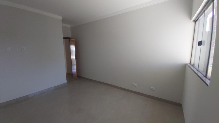 Imagem Casa com 3 Quartos à Venda, 89 m² em Parque Residencial Rita Vieira - Campo Grande