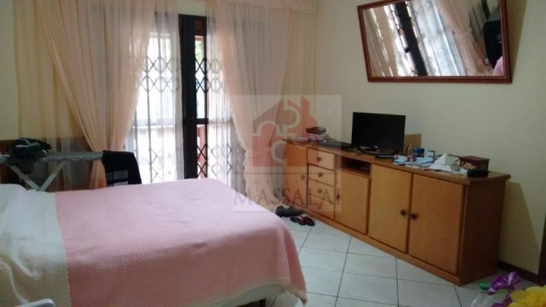 Imagem Casa com 3 Quartos à Venda, 320 m² em Aberta Dos Morros - Porto Alegre Imagem Casa com 3 Quartos à Venda, 320 m² em Aberta Dos Morros - Porto Alegre