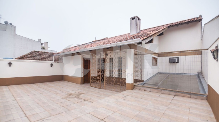 Imagem Casa com 5 Quartos à Venda, 268 m² em Higienópolis - Porto Alegre Imagem Casa com 5 Quartos à Venda, 268 m² em Higienópolis - Porto Alegre
