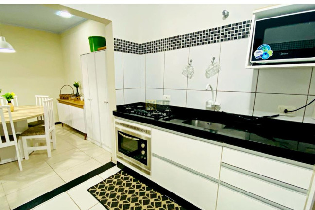 Imagem Casa com 4 Quartos à Venda, 130 m² em José Amândio - Bombinhas Imagem Casa com 4 Quartos à Venda, 130 m² em José Amândio - Bombinhas
