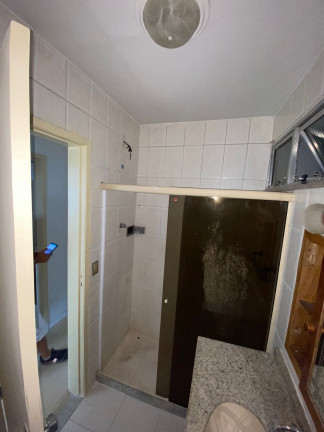 Imagem Imóvel com 2 Quartos à Venda, 70 m² em Centro - Niterói Imagem Imóvel com 2 Quartos à Venda, 70 m² em Centro - Niterói