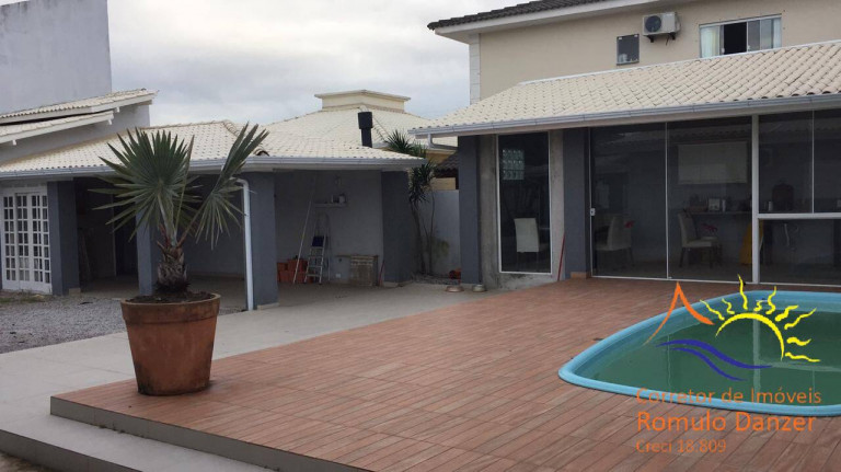 Imagem Casa com 3 Quartos à Venda, 300 m² em Ingleses Do Rio Vermelho - Florianópolis