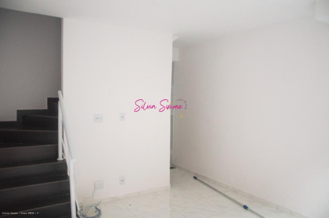 Imagem Sobrado com 2 Quartos à Venda, 56 m² em Japuí - São Vicente Imagem Sobrado com 2 Quartos à Venda, 56 m² em Japuí - São Vicente