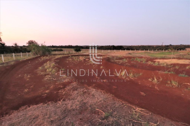 Imagem Fazenda à Venda, 10.000 m² em Três Lagoas - Foz Do Iguacu Imagem Fazenda à Venda, 10.000 m² em Três Lagoas - Foz Do Iguacu