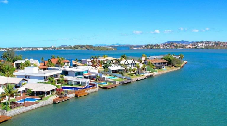 Imagem Casa de Condomínio com 3 Quartos à Venda, 500 m² em Portinho - Cabo Frio Imagem Casa de Condomínio com 3 Quartos à Venda, 500 m² em Portinho - Cabo Frio