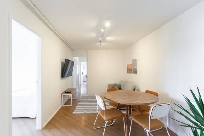 Imagem Imóvel com 4 Quartos à Venda, em Vila Olímpia - São Paulo Imagem Imóvel com 4 Quartos à Venda, em Vila Olímpia - São Paulo