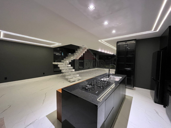 Imagem Casa com 5 Quartos à Venda, 500 m² em Recreio Dos Bandeirantes - Rio De Janeiro Imagem Casa com 5 Quartos à Venda, 500 m² em Recreio Dos Bandeirantes - Rio De Janeiro