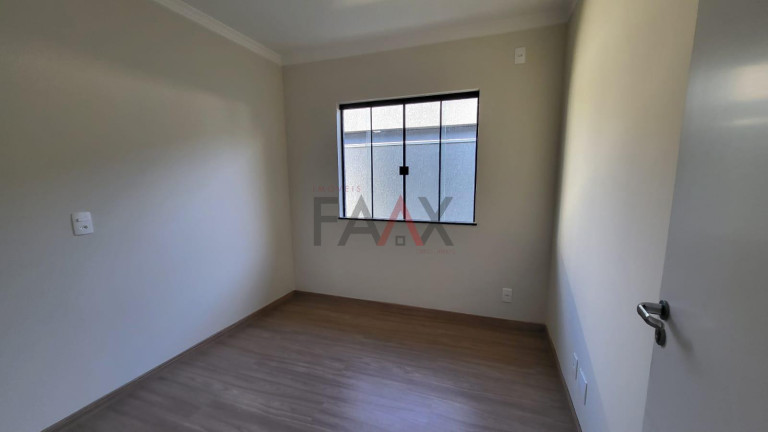 Imagem Casa com 2 Quartos à Venda, 100 m² em Vila Bela - Guarapuava Imagem Casa com 2 Quartos à Venda, 100 m² em Vila Bela - Guarapuava