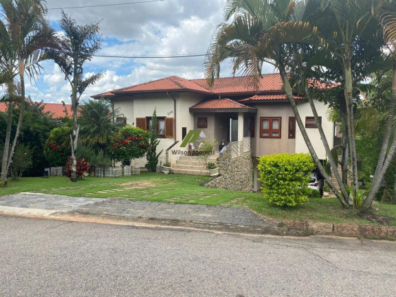Casa de Condomínio com 5 Quartos à Venda, 360 m²
