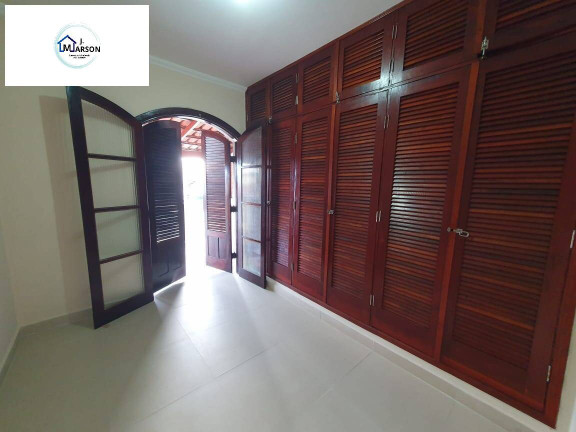 Imagem Sobrado com 5 Quartos à Venda, 232 m² em Centro - Caraguatatuba Imagem Sobrado com 5 Quartos à Venda, 232 m² em Centro - Caraguatatuba