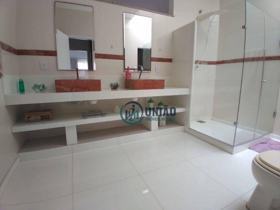 Imagem Casa com 3 Quartos à Venda, 250 m² em Piratininga - Niterói Imagem Casa com 3 Quartos à Venda, 250 m² em Piratininga - Niterói