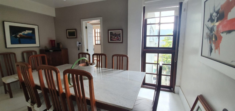 Imagem Casa com 4 Quartos à Venda, em São Francisco - Niterói Imagem Casa com 4 Quartos à Venda, em São Francisco - Niterói