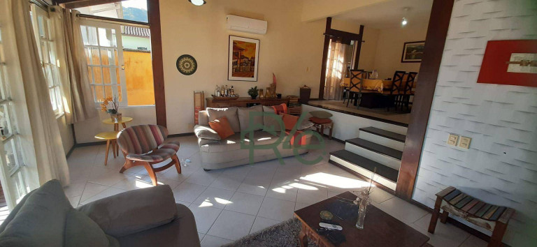 Imagem Casa com 4 Quartos à Venda, 230 m² em Parque Das Palmeiras - Angra Dos Reis Imagem Casa com 4 Quartos à Venda, 230 m² em Parque Das Palmeiras - Angra Dos Reis