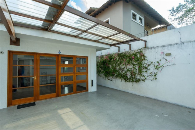 Imagem Casa com 4 Quartos à Venda, em Rolinópolis - São Paulo Imagem Casa com 4 Quartos à Venda, em Rolinópolis - São Paulo