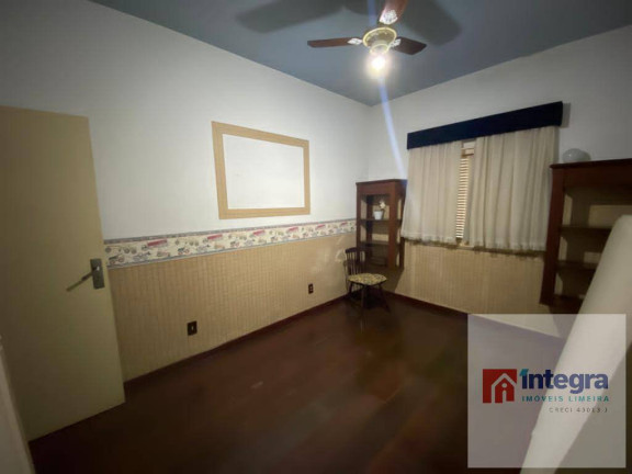 Imagem Casa com 4 Quartos à Venda, 400 m² em Vila Cristóvam - Limeira Imagem Casa com 4 Quartos à Venda, 400 m² em Vila Cristóvam - Limeira