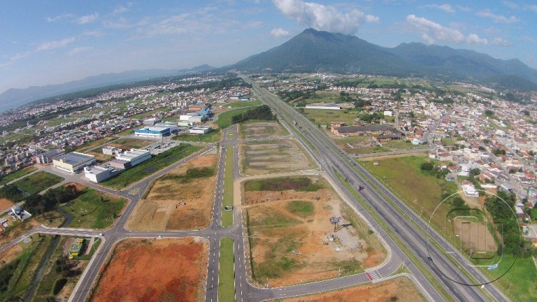 Imagem Terreno à Venda, 2.324 m² em Barra Do Aririú - Palhoça