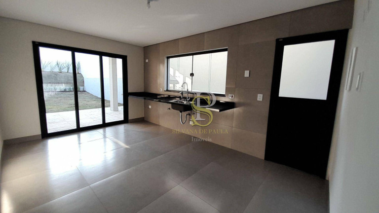 Imagem Casa com 3 Quartos à Venda, 115 m² em Jardim Do Lago - Atibaia Imagem Casa com 3 Quartos à Venda, 115 m² em Jardim Do Lago - Atibaia