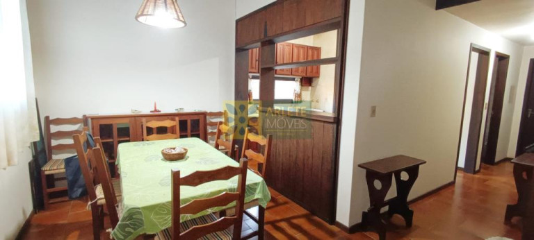 Imagem Casa com 3 Quartos à Venda, 180 m² em José Amândio - Bombinhas Imagem Casa com 3 Quartos à Venda, 180 m² em José Amândio - Bombinhas