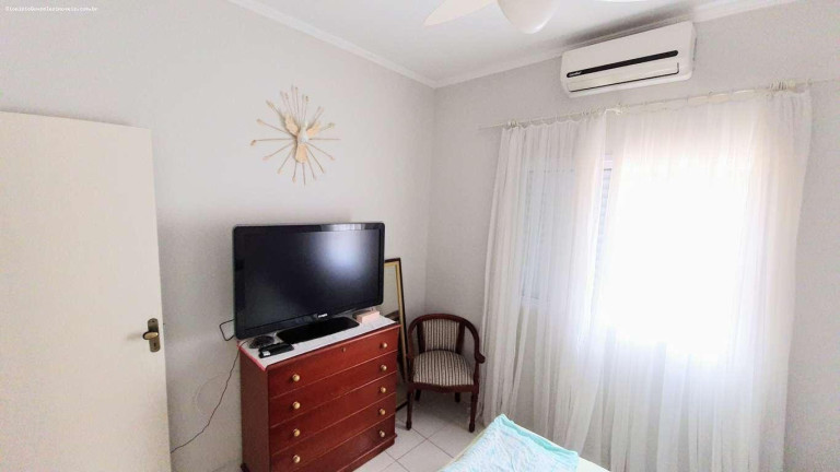Imagem Casa com 3 Quartos à Venda, 95 m² em Estância São José - Peruíbe
