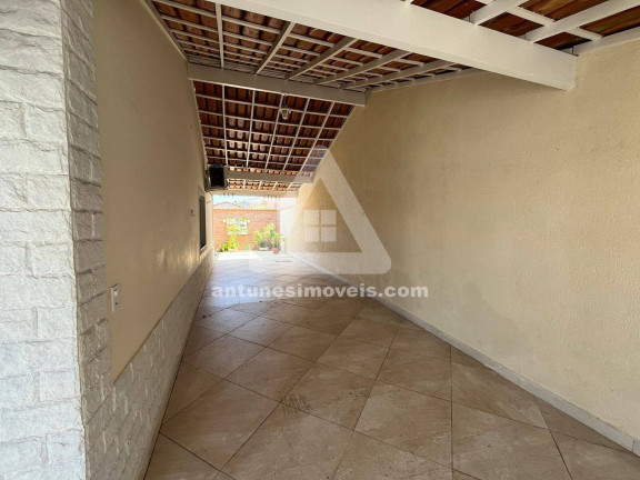Imagem Casa com 3 Quartos à Venda, 200 m² em Jardim Olinda - Cabo Frio Imagem Casa com 3 Quartos à Venda, 200 m² em Jardim Olinda - Cabo Frio