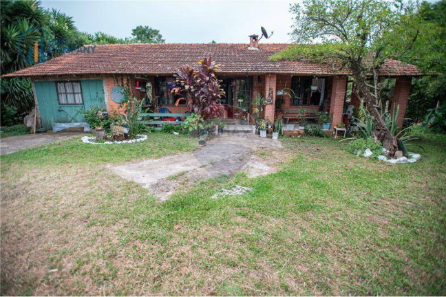 Imagem Casa com 6 Quartos à Venda, 2.790 m² em Vila São João - Irati Imagem Casa com 6 Quartos à Venda, 2.790 m² em Vila São João - Irati