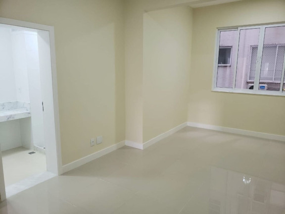Imagem Apartamento com 3 Quartos à Venda, 130 m² em Copacabana - Rio De Janeiro