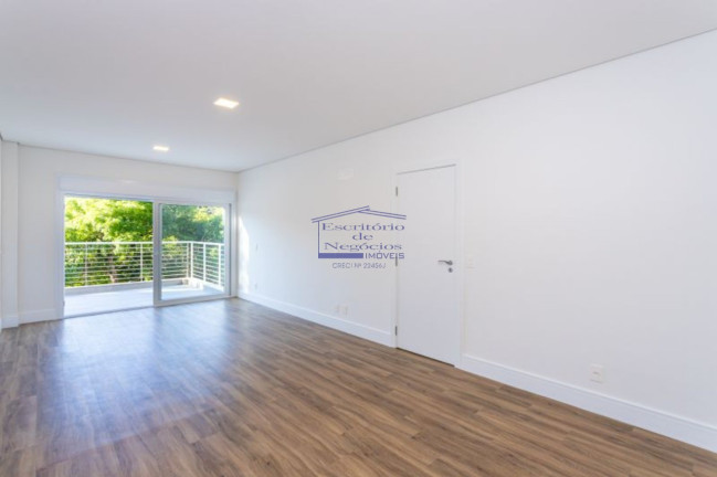 Imagem Casa com 3 Quartos à Venda, 344 m² em Pedra Redonda - Porto Alegre Imagem Casa com 3 Quartos à Venda, 344 m² em Pedra Redonda - Porto Alegre