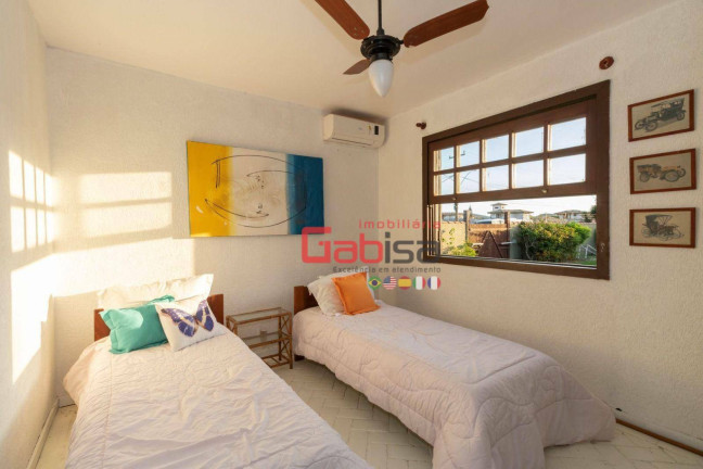 Imagem Casa com 4 Quartos à Venda, 250 m² em Marina - Armação Dos Búzios Imagem Casa com 4 Quartos à Venda, 250 m² em Marina - Armação Dos Búzios