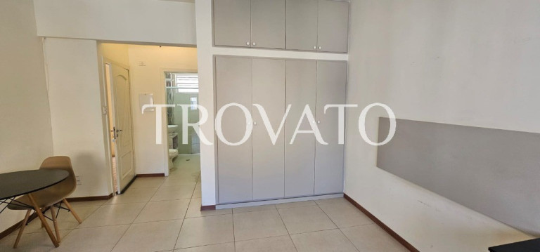 Imagem Imóvel com 1 Quarto para Alugar, 45 m² em República - São Paulo Imagem Imóvel com 1 Quarto para Alugar, 45 m² em República - São Paulo