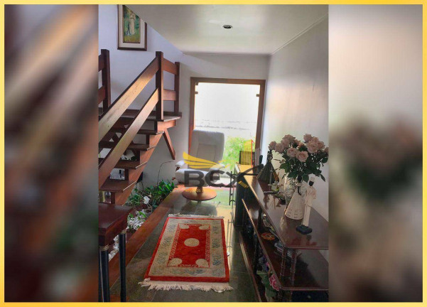Imagem Casa com 5 Quartos à Venda, 310 m² em Residencial Cinco (alphaville) - Santana De Parnaíba Imagem Casa com 5 Quartos à Venda, 310 m² em Residencial Cinco (alphaville) - Santana De Parnaíba