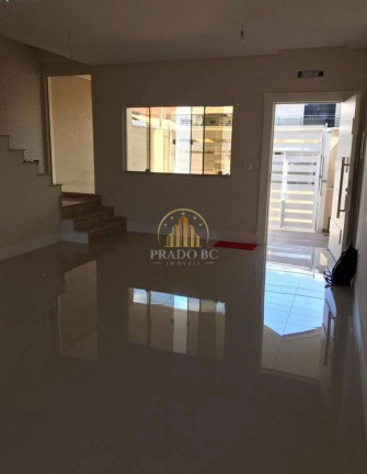Imagem Sobrado com 3 Quartos à Venda, 185 m² em Centro - Balneário Camboriú Imagem Sobrado com 3 Quartos à Venda, 185 m² em Centro - Balneário Camboriú