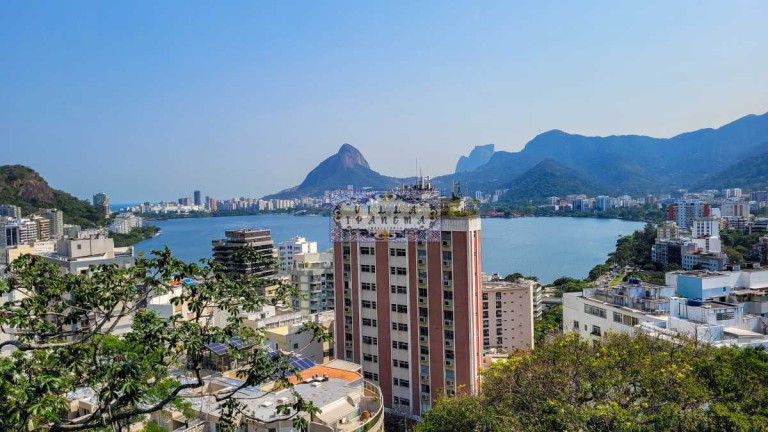 Imagem Cobertura com 4 Quartos à Venda, 350 m² em Humaitá - Rio De Janeiro
