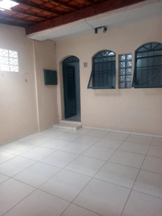 Imagem Casa com 2 Quartos à Venda, 148 m² em Centro - Taubaté Imagem Casa com 2 Quartos à Venda, 148 m² em Centro - Taubaté