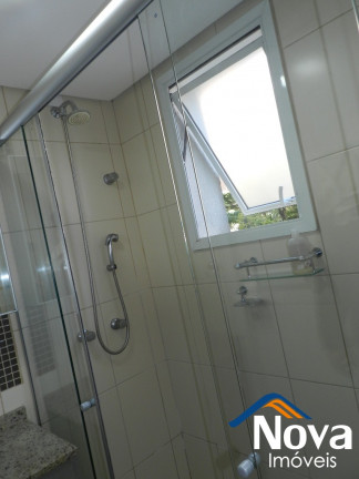 Imagem Imóvel com 2 Quartos à Venda, 70 m² em Auxiliadora - Porto Alegre Imagem Imóvel com 2 Quartos à Venda, 70 m² em Auxiliadora - Porto Alegre