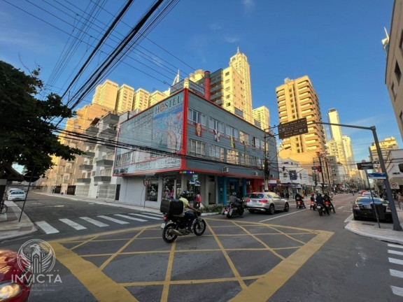 Imagem Imóvel à Venda, 900 m² em Centro - Balneário Camboriú Imagem Imóvel à Venda, 900 m² em Centro - Balneário Camboriú